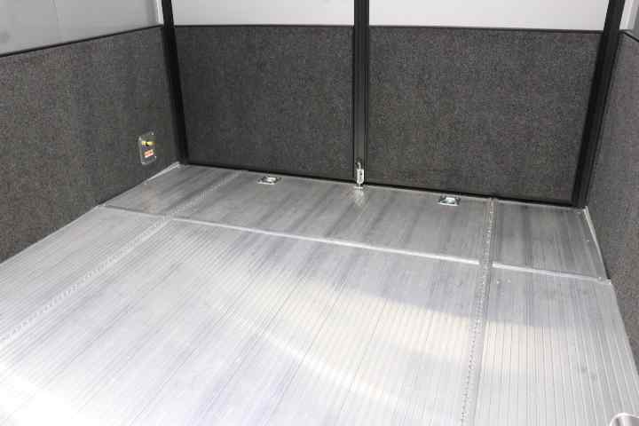 inTech Gooseneck Trailer
