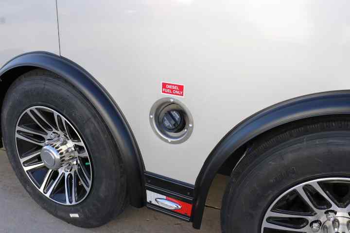 inTech Gooseneck Trailer
